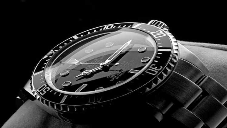 Black Bay 54